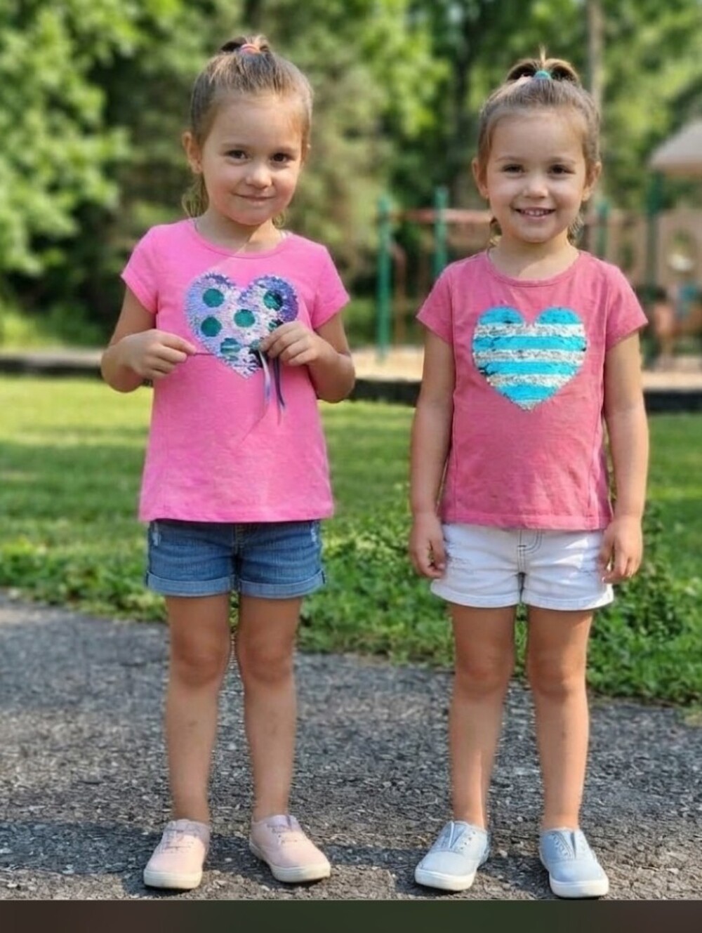 Jillian's Closet Reversible Sequin Heart Pink Tee Size 4 / 3-4T